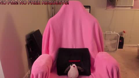 Natalie Marlo online show from 01-17-25, 08:34