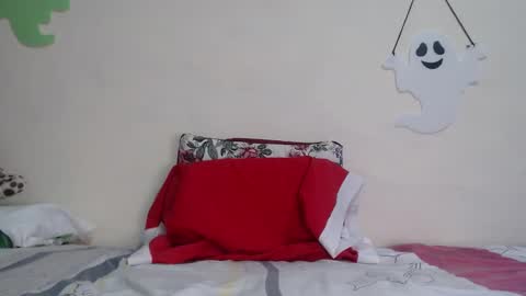 Snapshot of nadesdha chatting on 10-05-25, 02:21 nadesdha online show from 10-05-25, 02:21