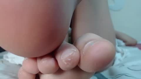 Snapshot of nadesdha chatting on 10-12-25, 02:32 nadesdha online show from 10-12-25, 02:32