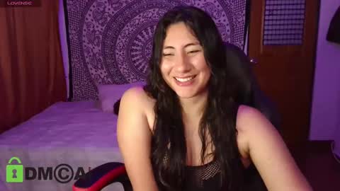 Snapshot of nadia_palmer chatting on 01-12-25, 01:00 Nadi online show from 01-12-25, 01:00