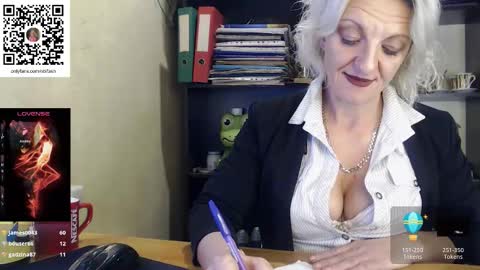 Snapshot of nadin_slut chatting on 11-07-25, 05:57 Nadin online show from 11-07-25, 05:57