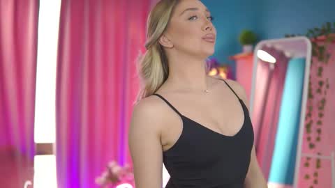 Nadia online show from 03-02-26, 07:15