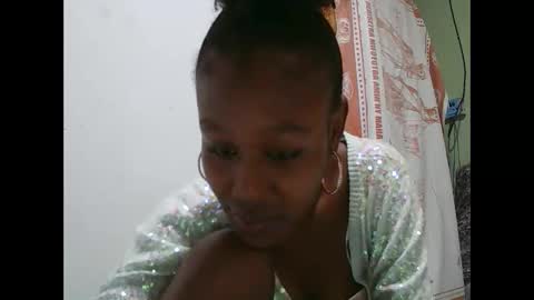 nah296652 online show from 06-04-26, 08:26