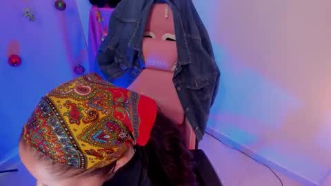 Nahara Soler online show from 12-21-25, 09:00