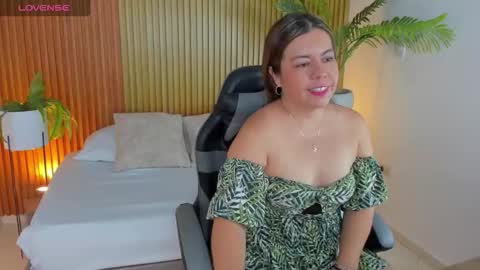 N A H I A online show from 01-19-26, 12:20