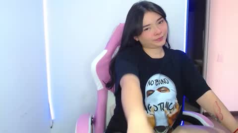 nahia cute     only   online show from 12-18-25, 07:09