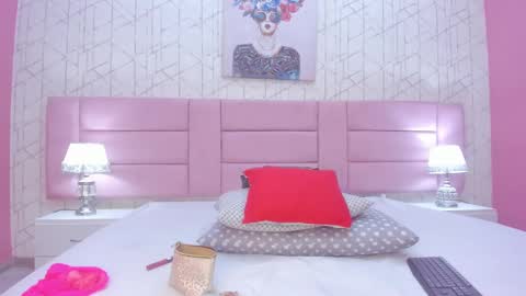 Snapshot of nahiajhonson_ chatting on 12-05-24, 12:00 Nahia online show from 12-05-24, 12:00