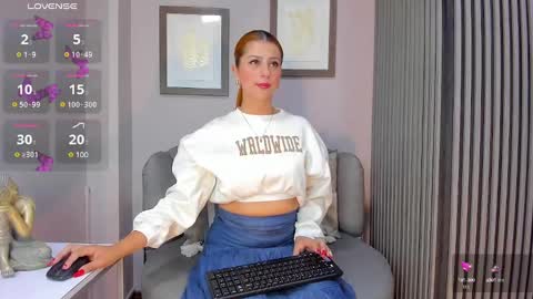 Snapshot of nahiajhonson_ chatting on 01-13-25, 12:13 Nahia online show from 01-13-25, 12:13