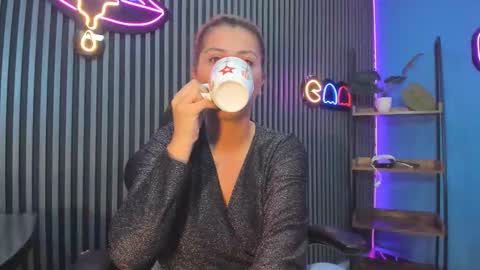 Snapshot of nahiajhonson_ chatting on 11-15-25, 12:45 Nahia online show from 11-15-25, 12:45