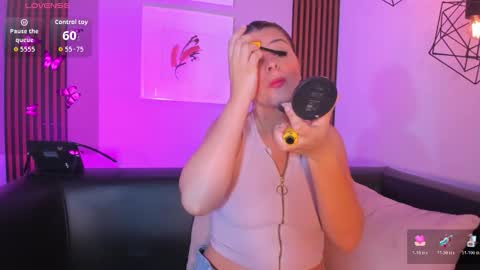 Snapshot of nahiajhonson_ chatting on 12-15-25, 01:48 Nahia online show from 12-15-25, 01:48