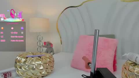 Snapshot of nahiarareina chatting on 03-09-25, 12:53 NahiaraReina online show from 03-09-25, 12:53