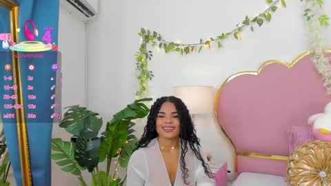Snapshot of nahiarareina chatting on 09-12-25, 02:06 NahiaraReina online show from 09-12-25, 02:06