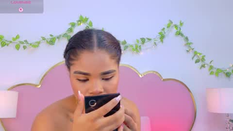 Snapshot of nahiarareina chatting on 12-03-25, 02:15 NahiaraReina online show from 12-03-25, 02:15