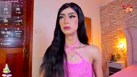 Snapshot of nahiavictoria chatting on 12-21-24, 04:30 NahiaVictoria  online show from 12-21-24, 04:30