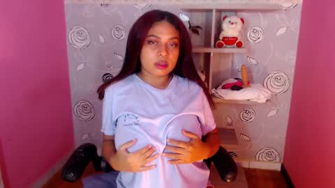 Nahomy online show from 02-09-25, 03:11