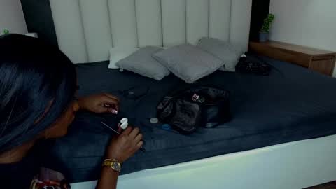 Snapshot of nahomicampbell_ chatting on 02-05-25, 07:31 VICTORIA online show from 02-05-25, 07:31