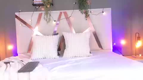 Snapshot of nahomicampbell_ chatting on 09-12-25, 07:47 VICTORIA online show from 09-12-25, 07:47