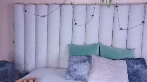 Snapshot of nahomicampbell_ chatting on 06-18-26, 08:02 VICTORIA online show from 06-18-26, 08:02