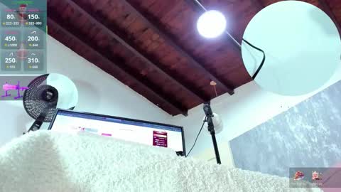   online show from 12-21-25, 03:52