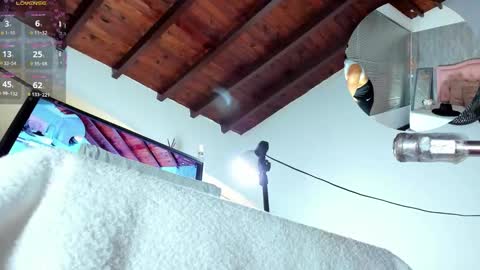   online show from 02-15-26, 03:20