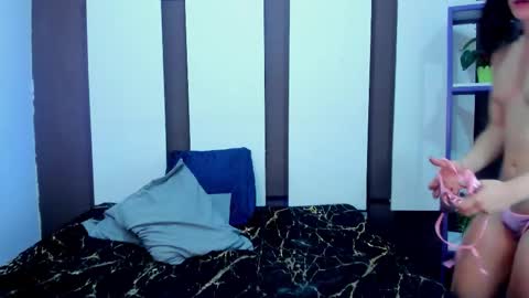 nahomy online show from 02-18-26, 07:32