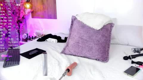 Nahomii online show from 04-21-26, 09:28