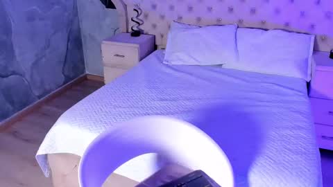 Snapshot of nahomirichards chatting on 01-31-25, 09:16 Nahomi online show from 01-31-25, 09:16