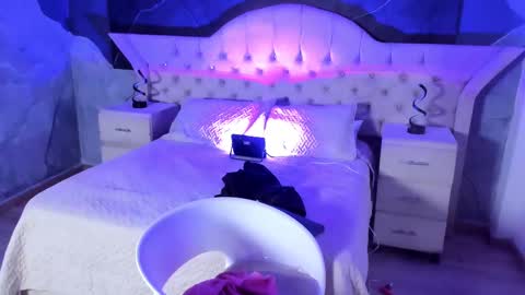 Snapshot of nahomirichards chatting on 02-13-25, 10:55 Nahomi online show from 02-13-25, 10:55