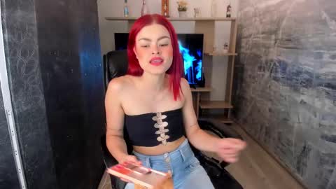 Snapshot of nahomirichards chatting on 03-07-25, 05:08 Nahomi online show from 03-07-25, 05:08