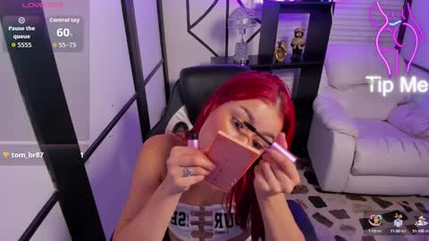 Snapshot of nahomirichards chatting on 09-09-25, 05:07 Nahomi online show from 09-09-25, 05:07