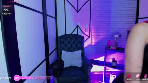 Snapshot of nahomirichards chatting on 09-20-25, 07:09 Nahomi online show from 09-20-25, 07:09