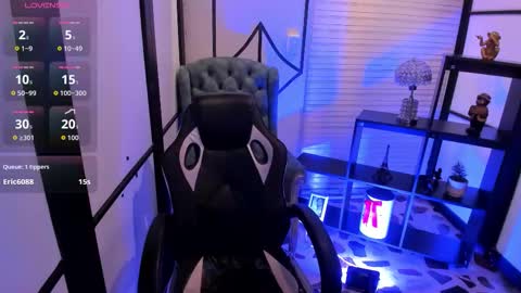 Snapshot of nahomirichards chatting on 11-22-25, 05:50 Nahomi online show from 11-22-25, 05:50