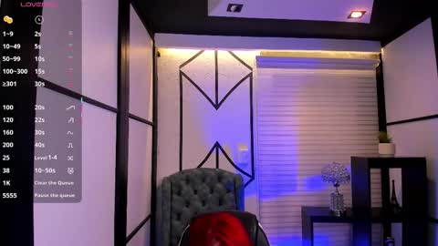 Snapshot of nahomirichards chatting on 11-28-25, 06:05 Nahomi online show from 11-28-25, 06:05