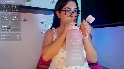 Snapshot of nahomirosse chatting on 10-30-25, 01:23 SHELBY online show from 10-30-25, 01:23