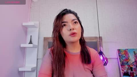 Snapshot of nahomirosse chatting on 11-19-25, 12:16 SHELBY online show from 11-19-25, 12:16