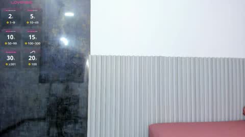 nahomy_park online show from 05-16-26, 12:04