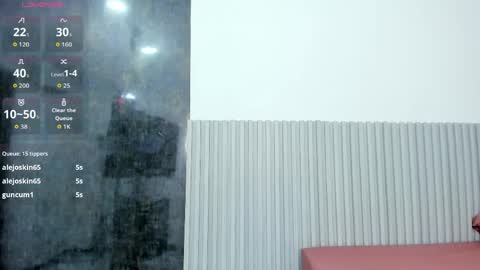 nahomy_park online show from 05-17-26, 11:50