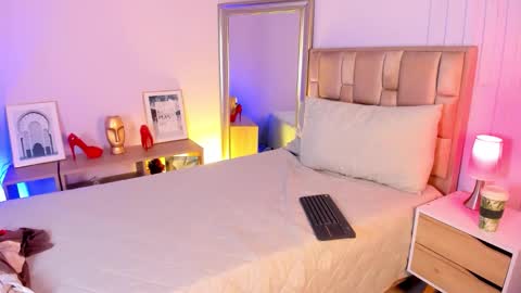 Ana online show from 11-06-25, 09:05