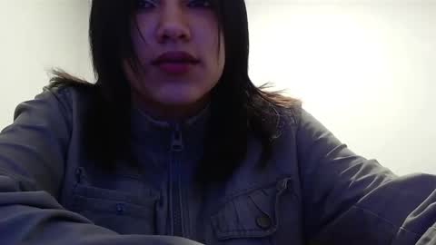 naiakit18 online show from 01-10-25, 10:04