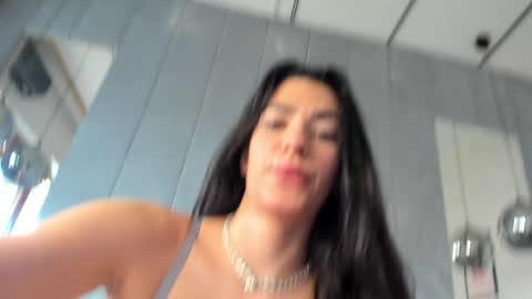 Naila online show from 12-12-24, 10:02