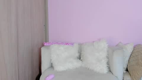      online show from 02-06-25, 05:09