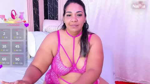 Nailha online show from 05-21-26, 11:17
