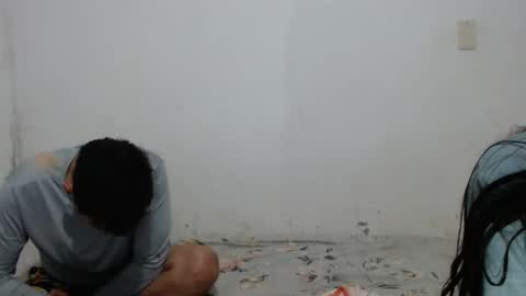 naisha and axel2 online show from 10-04-25, 06:22