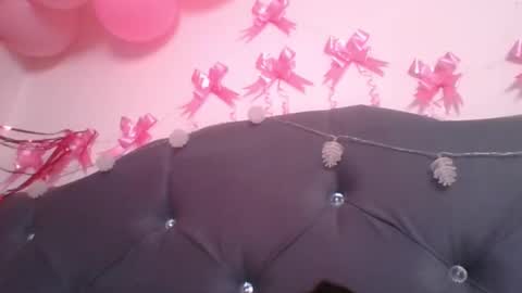 naisha and axel2 online show from 02-18-26, 05:31