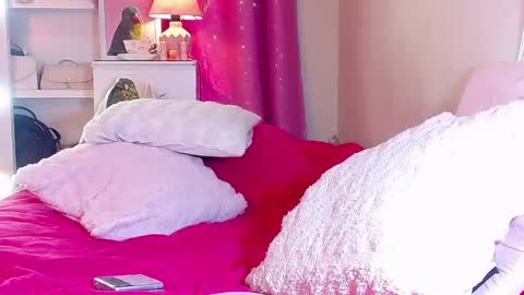 Snapshot of naissha chatting on 12-04-24, 02:37 Naissha online show from 12-04-24, 02:37