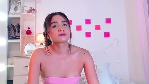 Snapshot of naissha chatting on 02-22-25, 09:48 Naissha online show from 02-22-25, 09:48