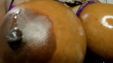 NAJAYLAINDEPENDENT MODEL online show from 12-11-24, 11:30