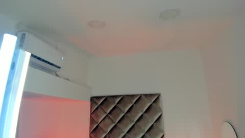 INSTAGRAM  m2221     online show from 12-02-24, 09:56