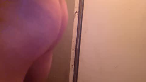 Snapshot of nakednate1780 chatting on 10-06-25, 04:43 nakednate1780 online show from 10-06-25, 04:43