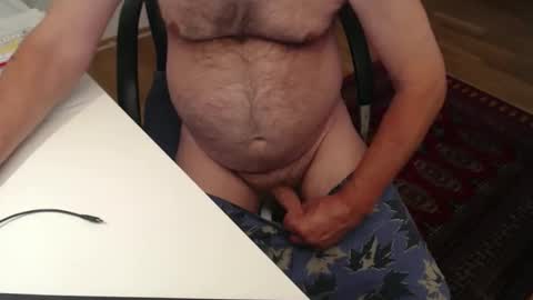 Snapshot of nakedwanker10 chatting on 05-10-26, 05:01 Nakedwanker10 online show from 05-10-26, 05:01